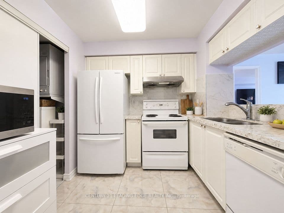 68 Corporate Drive 2721, Toronto, ON M1H 3H3 – photo 2