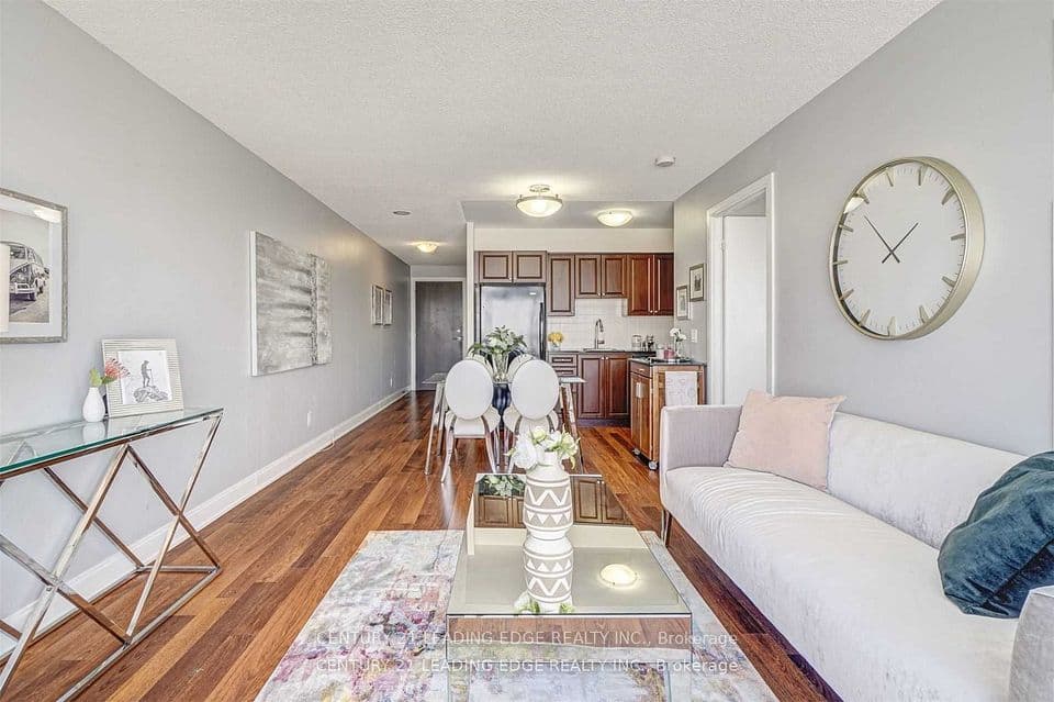 135 Village Green Square 2415, Toronto, ON M1S 0G4 – photo 3