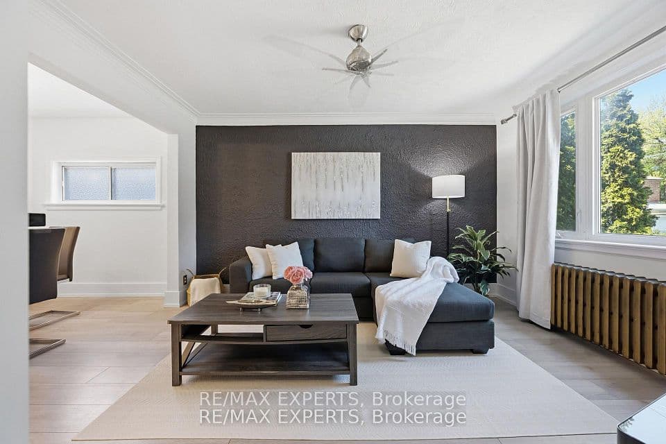 221 Clonmore Drive, Toronto, ON M1N 1Y4 – photo 3
