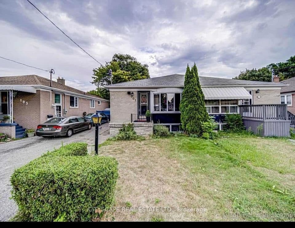 101 Overture Road, Toronto, ON M1E 2W3 – main photo