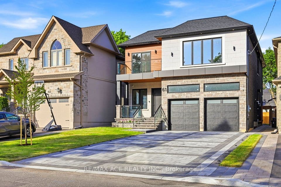 61 Harewood Avenue, Toronto, ON M1M 2R4 – photo 2