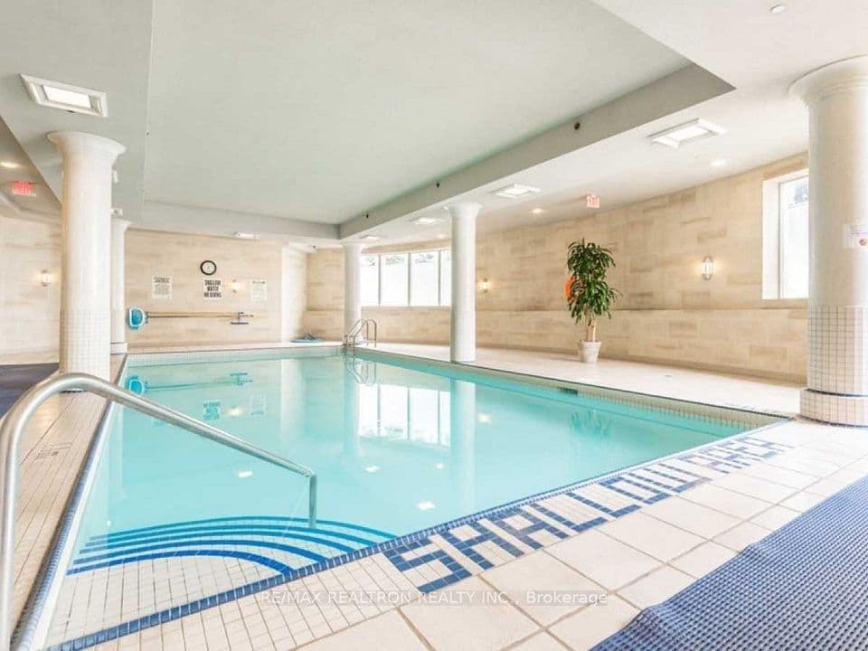 61 Town Centre Court 211, Toronto, ON M1P 5C5 – photo 3