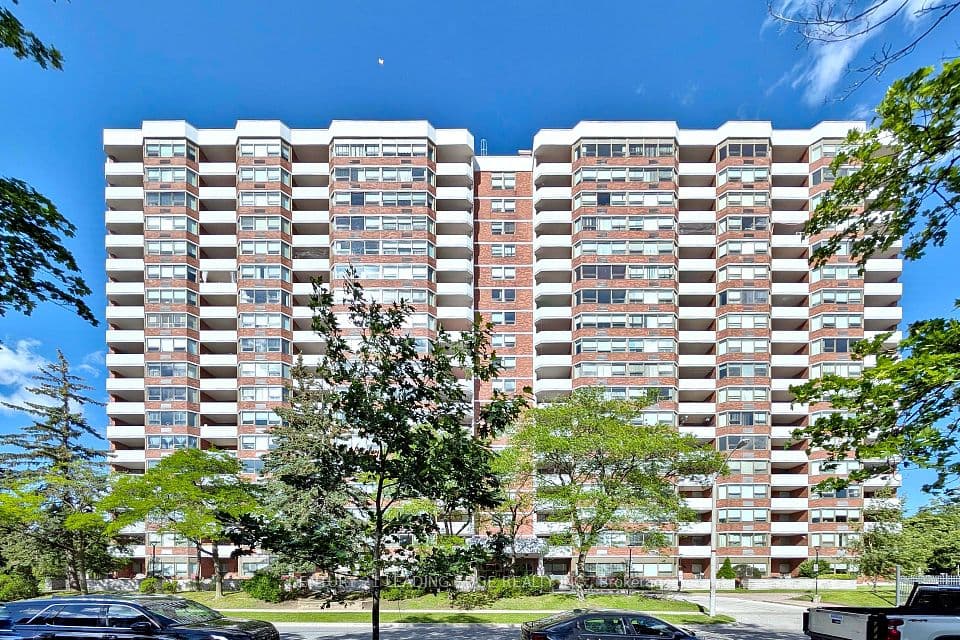 121 Ling Road 1910, Toronto, ON M1E 4Y2 – main photo
