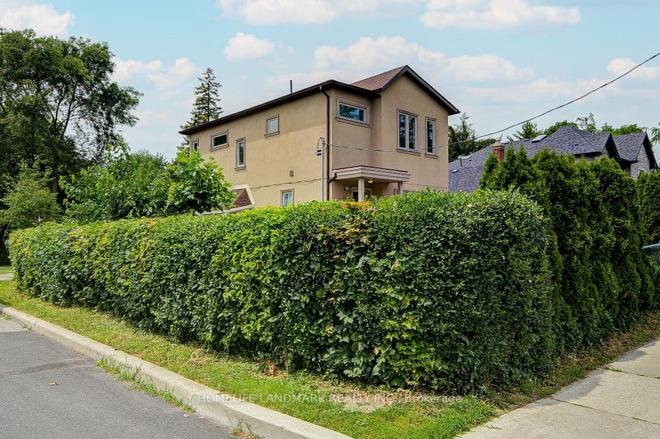 964 Pharmacy Avenue, Toronto, ON M1R 2G6 – photo 2