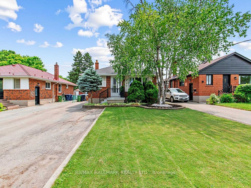 7 Penworth Road, Toronto, ON M1R 4P2 – main photo