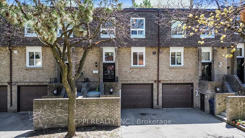 2 Davisbrook Boulevard 14, Toronto, ON M1T 3P3 – main photo