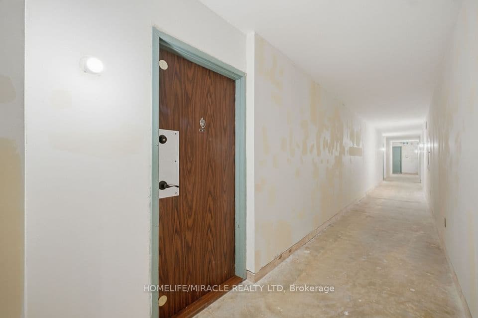 301 Prudential Drive 701, Toronto, ON M1P 4V3 – photo 3