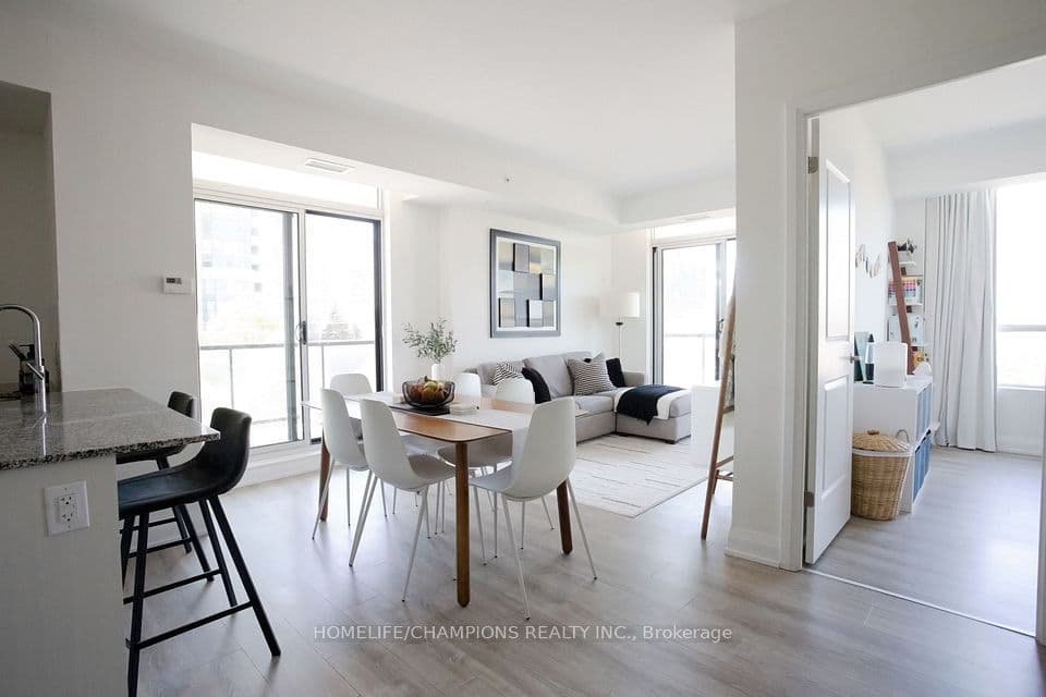 3655 Kingston Road 610, Toronto, ON M1M 1S2 – main photo