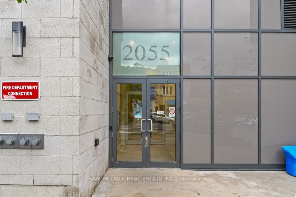 2055 Danforth Avenue 903, Toronto, ON M4C 1J8 – photo 3