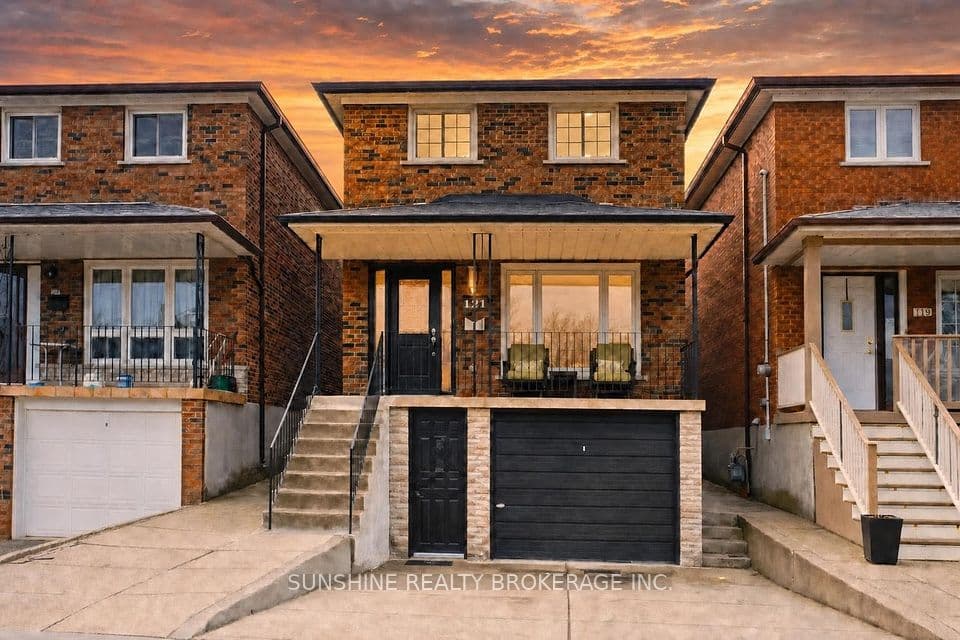121 Sammon Avenue, Toronto, ON M4J 1Y9 – main photo