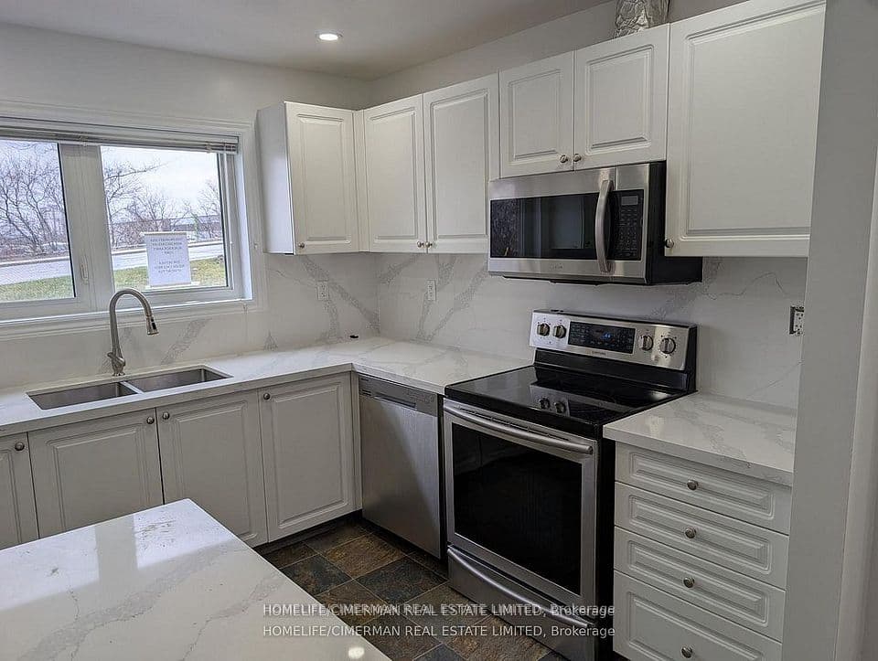 361 Birchmount Road, Toronto, ON M1K 1M6 – main photo