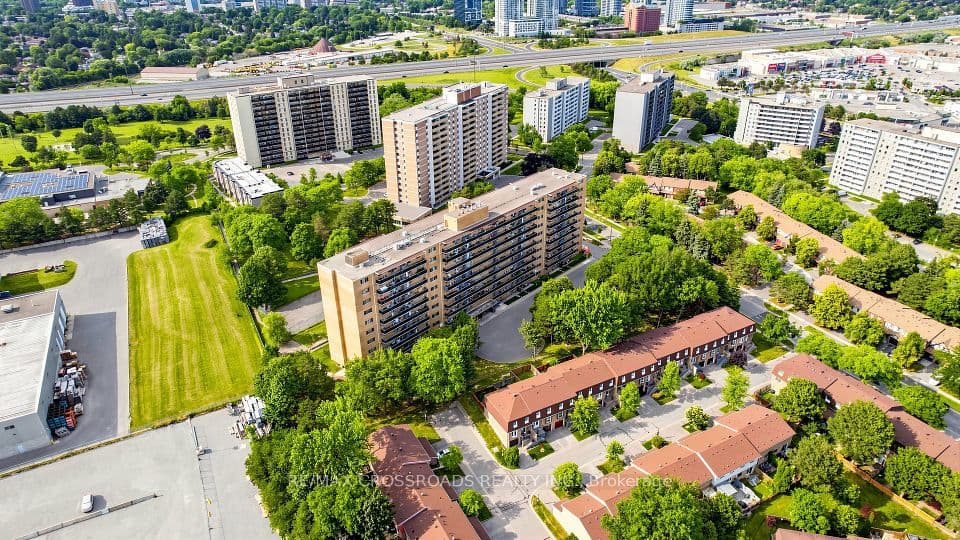 100 Dundalk Drive 817, Toronto, ON M1P 4V2 – photo 2