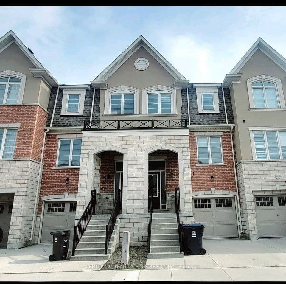 5 Fusilier Drive, Toronto, ON M1L 0J4 – main photo