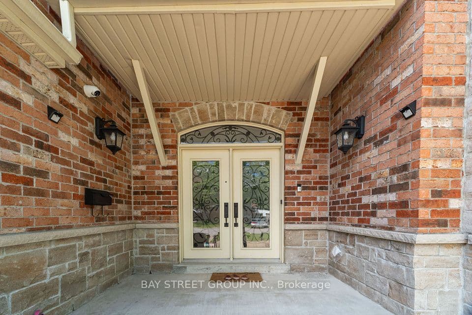24 Murray Avenue, Toronto, ON M1S 2A2 – photo 3