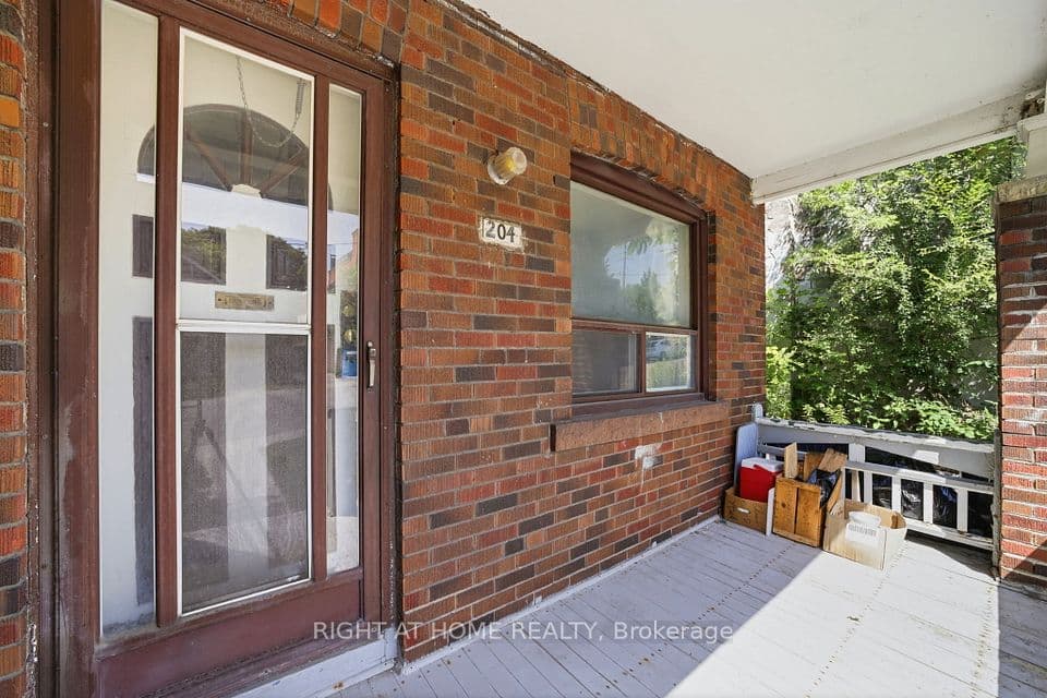 204 Highfield Road, Toronto, ON M4L 2V3 – photo 3