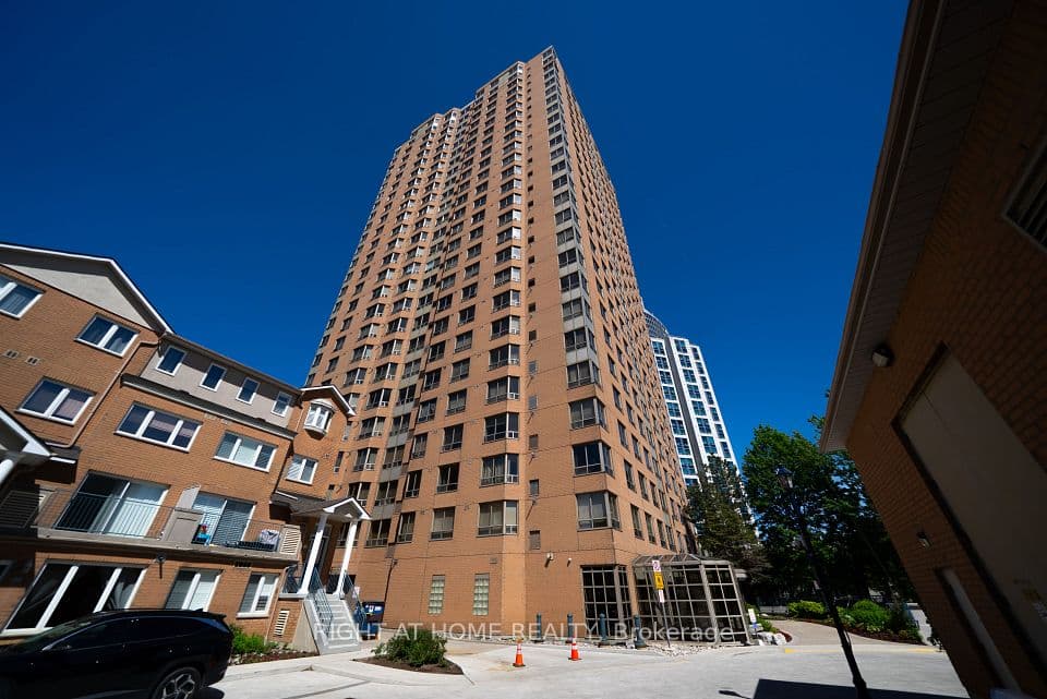 115 Omni Drive 709, Toronto, ON M1P 5B4 – main photo