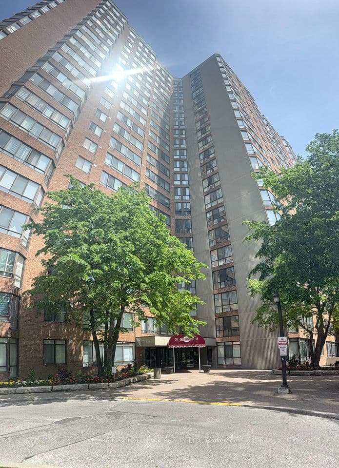 75 Bamburgh Circle 2028, Toronto, ON M1W 3W1 – main photo