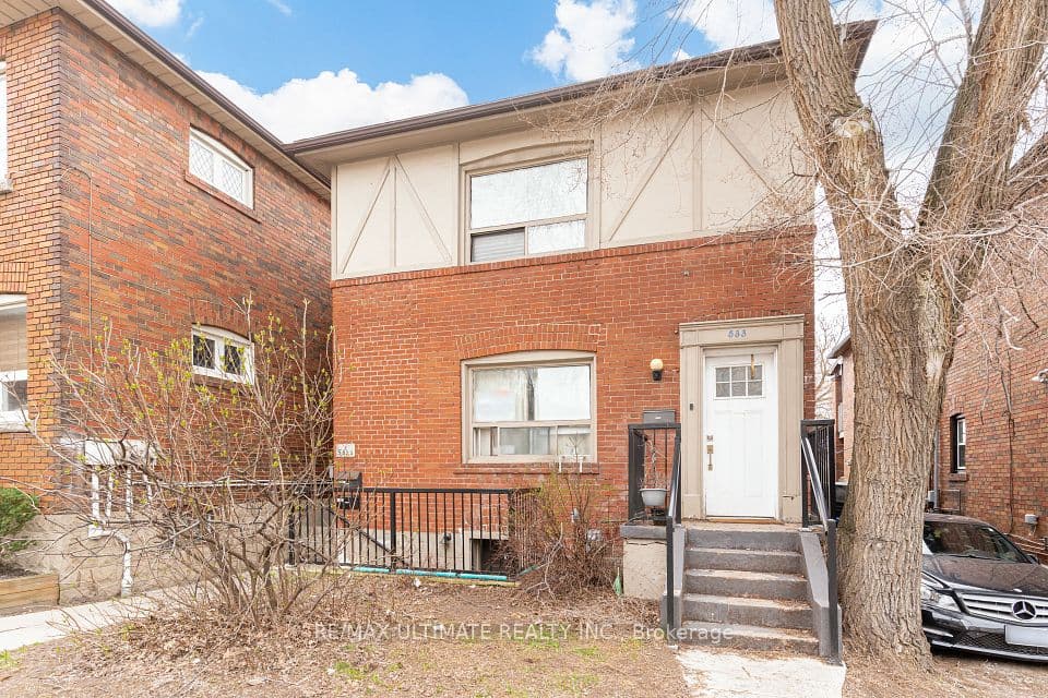 533 Kingston Road, Toronto, ON M4L 1V5 – main photo