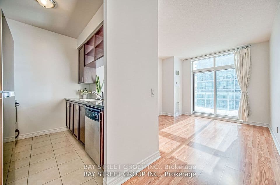 70 Town Centre Court Ph#3603, Toronto, ON M1P 0B2 – photo 2