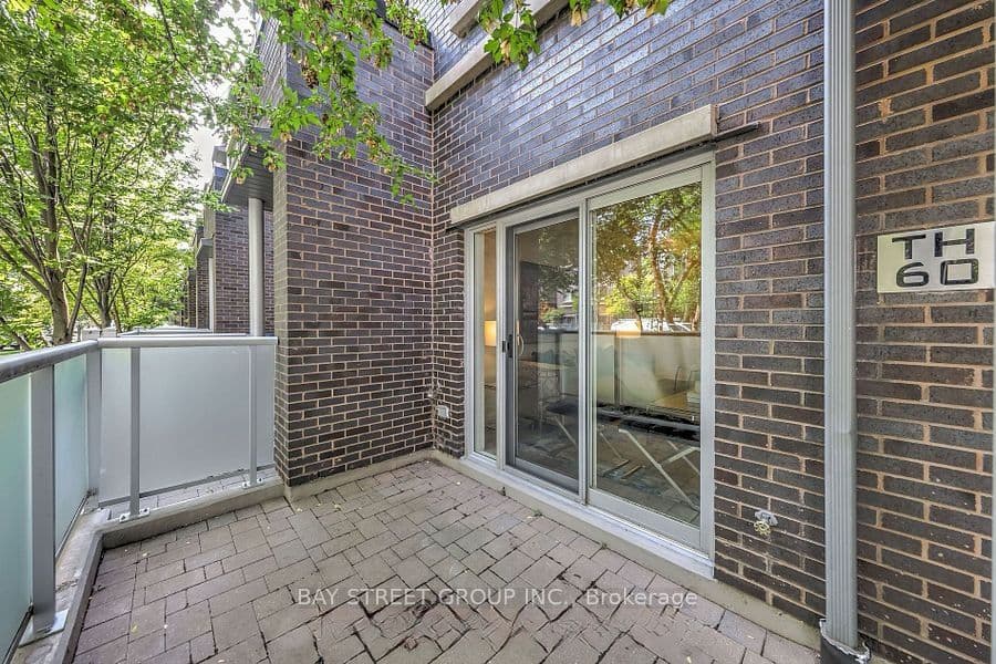 295 VILLAGE GREEN Square 60, Toronto, ON M1S 0L2 – photo 2