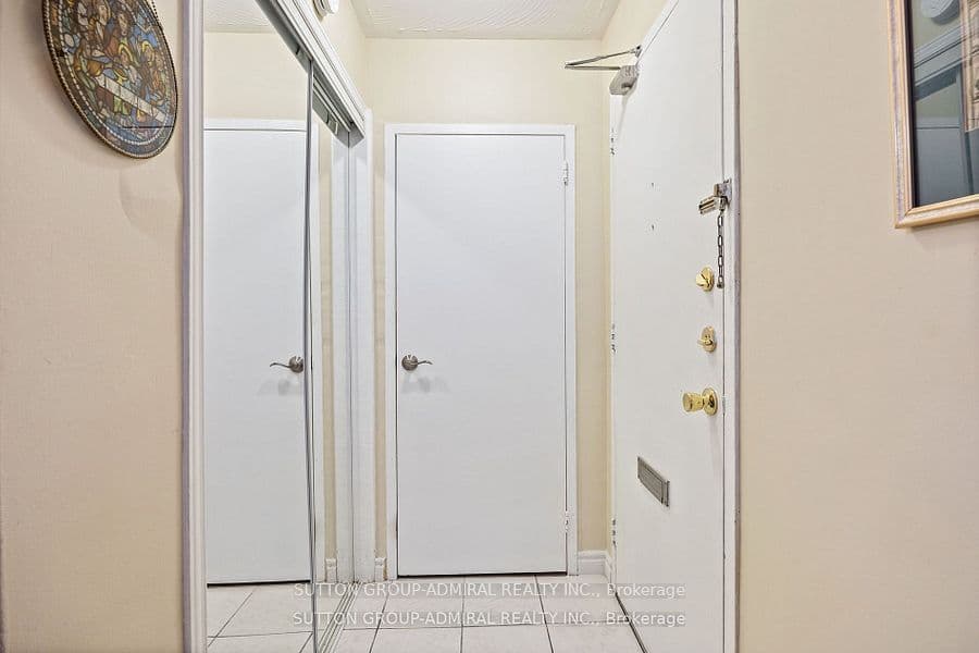 825 Kennedy Road N 406, Toronto, ON M1K 2E6 – photo 2