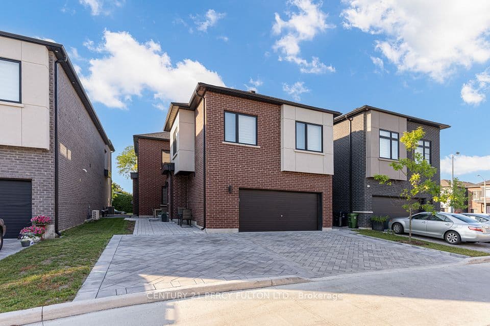 3B Norbury Crescent, Toronto, ON M1P 3J7 – photo 2