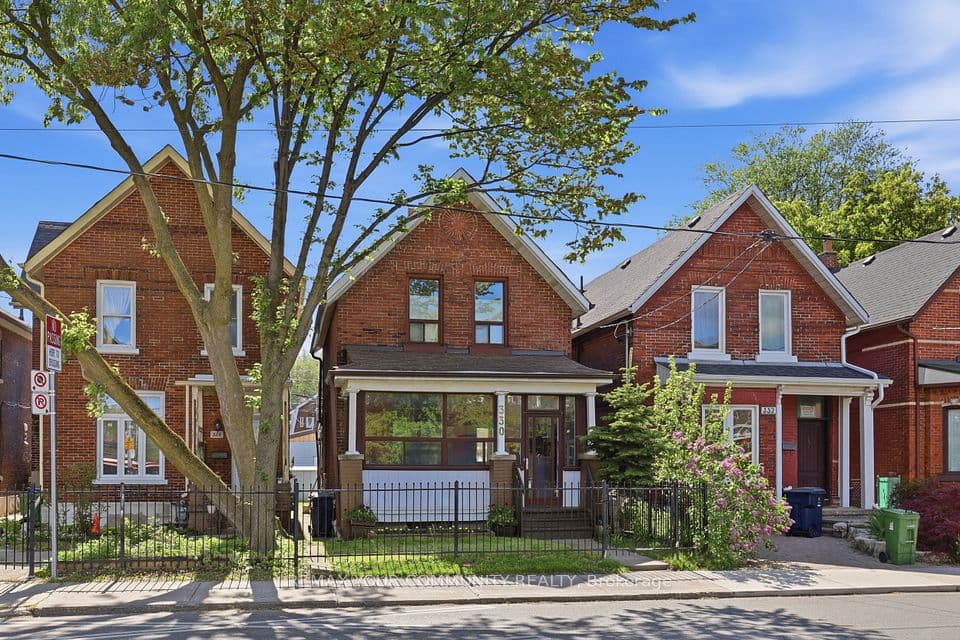 330 Main Street, Toronto, ON M4C 4X7 – main photo