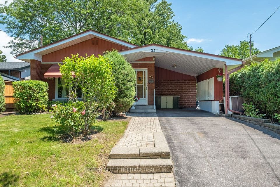 23 Gaiety Drive, Toronto, ON M1H 1B9 – main photo
