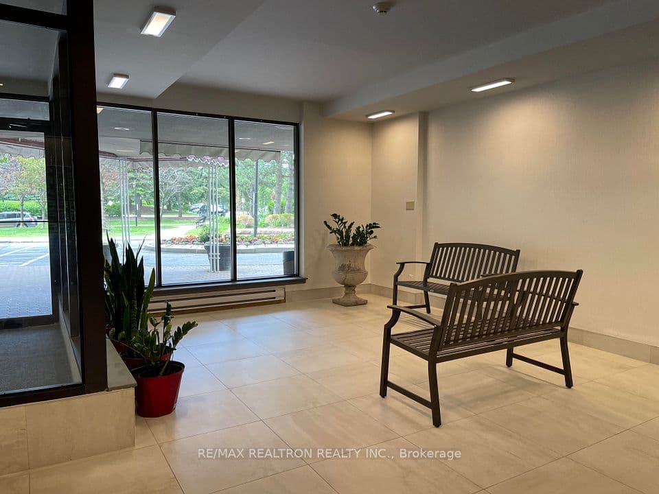 55 Bamburgh Circle 114, Toronto, ON M1W 3V4 – photo 2