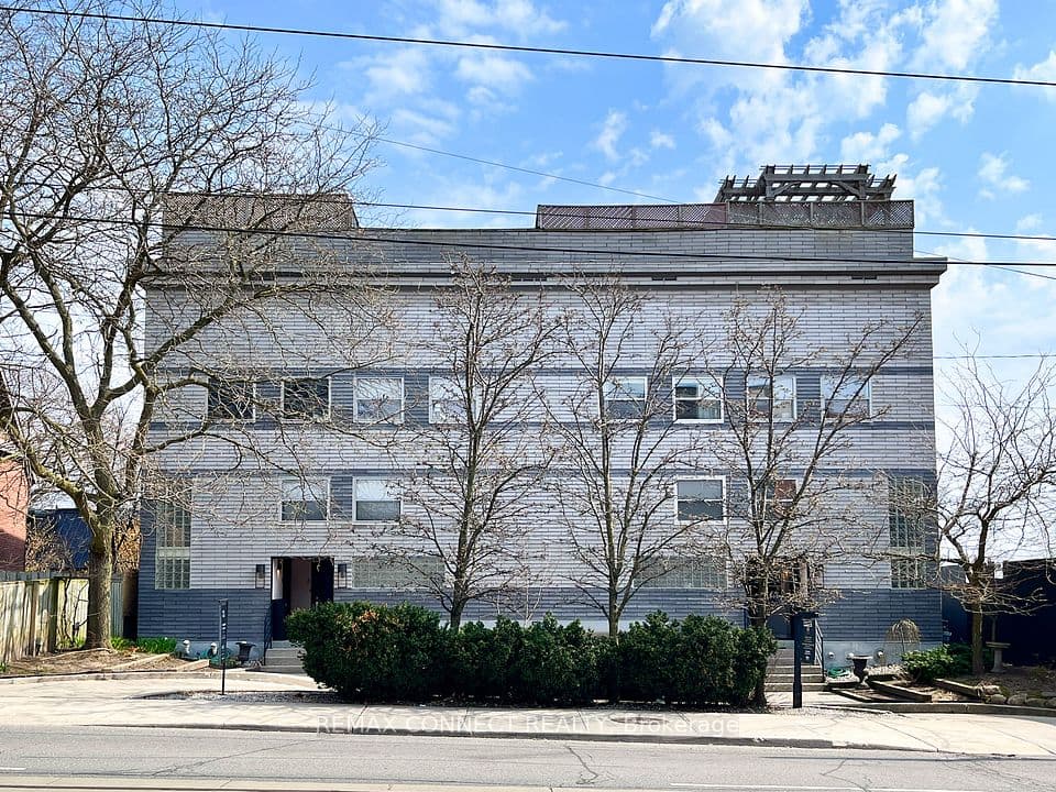 517 Kingston Road 4, Toronto, ON M4L 1V5 – photo 2