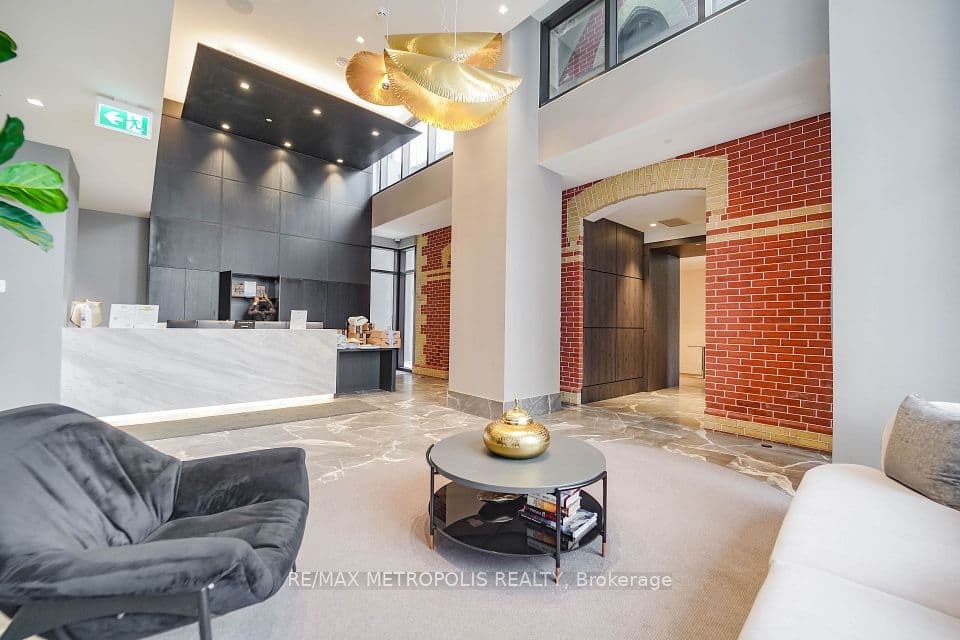 286 Main Street 421, Toronto, ON M4C 0B3 – photo 3