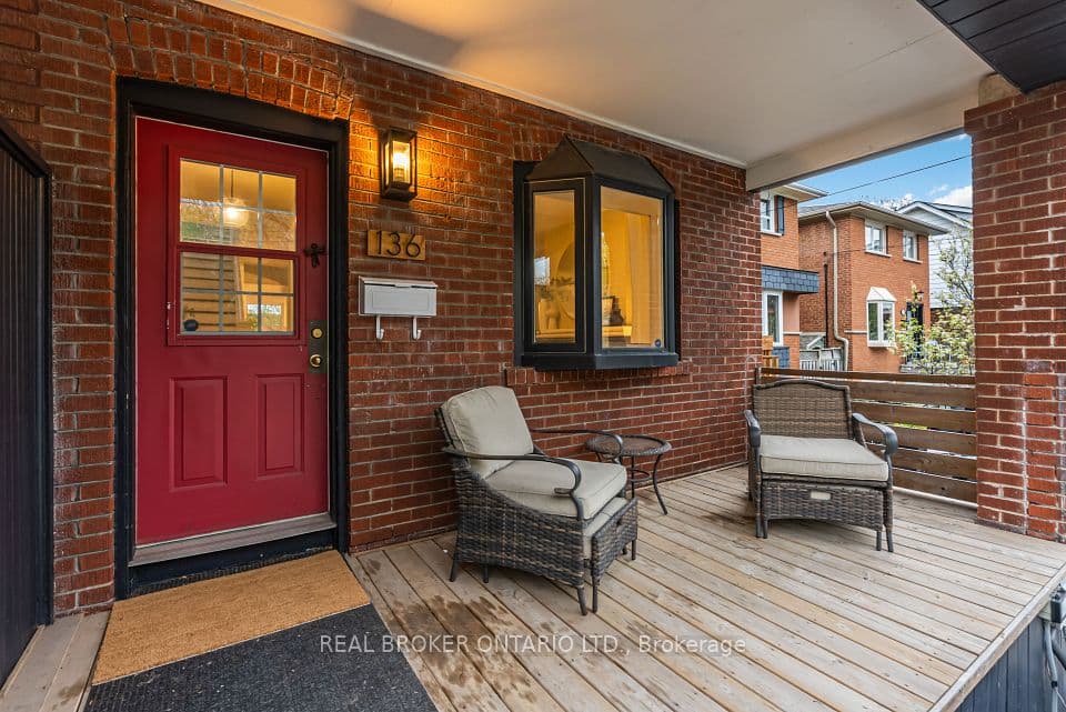 136 Blantyre Avenue, Toronto, ON M1N 2R5 – photo 2
