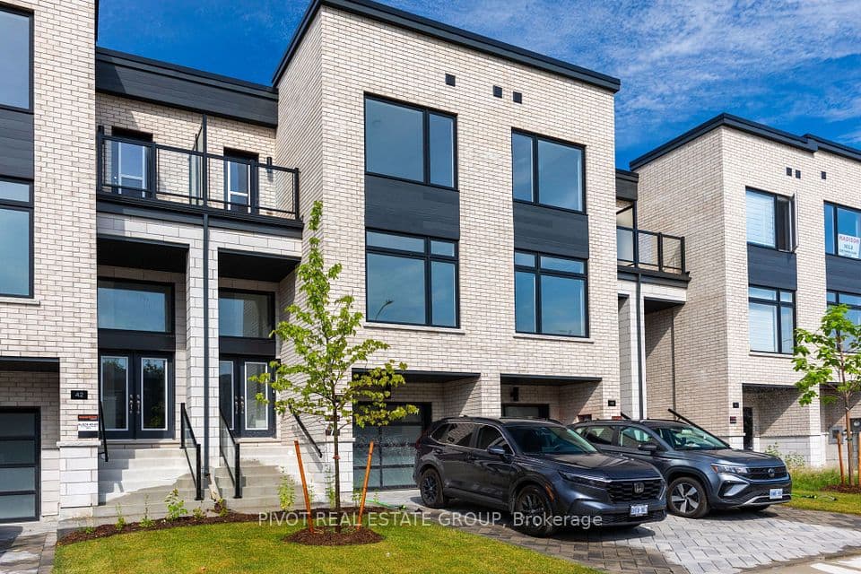46 Danielle Moore Circle, Toronto, ON M1P 0G9 – main photo