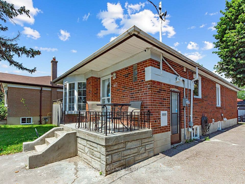 40 Tansley Avenue, Toronto, ON M1J 1P3 – photo 2