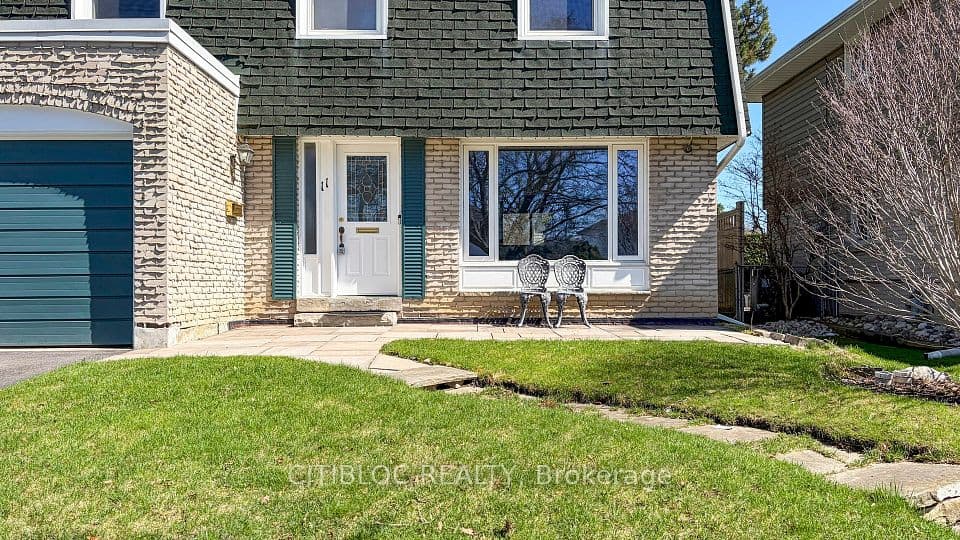 11 Castle Hill Drive, Toronto, ON M1T 2Y2 – photo 2