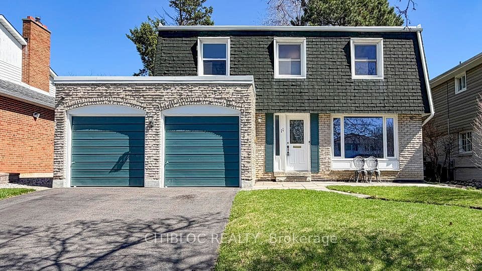 11 Castle Hill Drive, Toronto, ON M1T 2Y2 – main photo