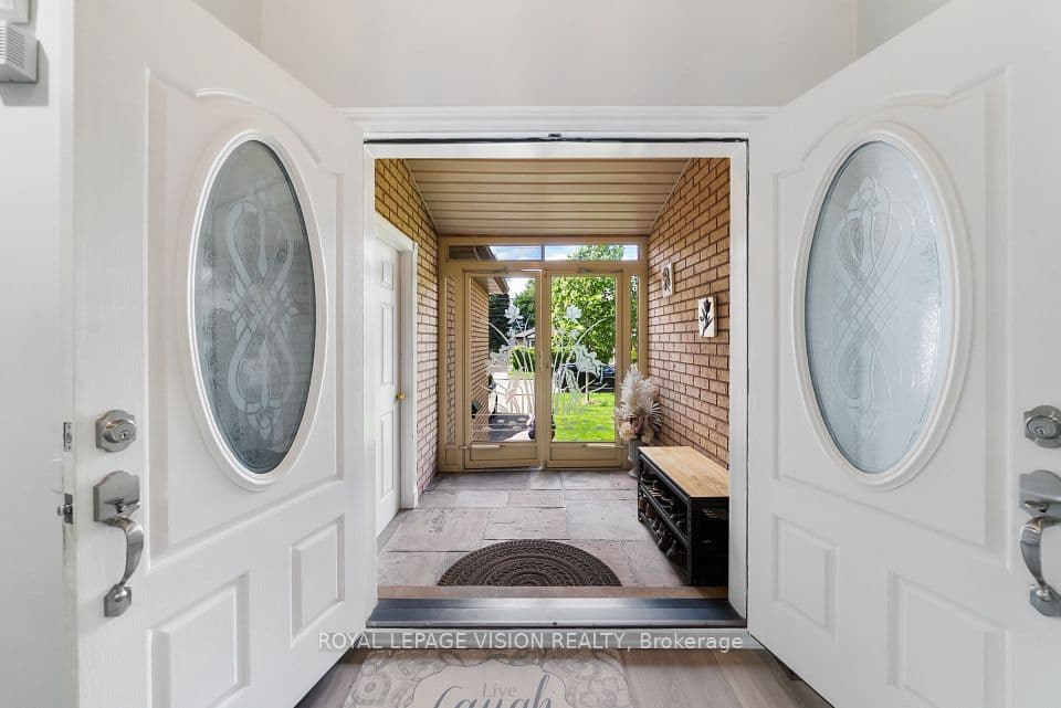 5 Anson Avenue, Toronto, ON M1M 1X2 – photo 3