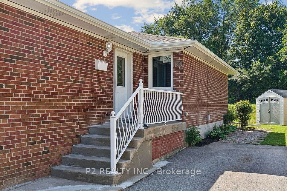 121 Confederation Drive, Toronto, ON M1G 1A4 – photo 3