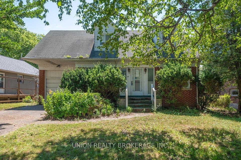 37 Shirley Crescent, Toronto, ON M1M 1K9 – photo 3