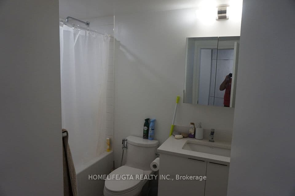 2033 Kennedy Road 2210, Toronto, ON M1T 0B9 – photo 3