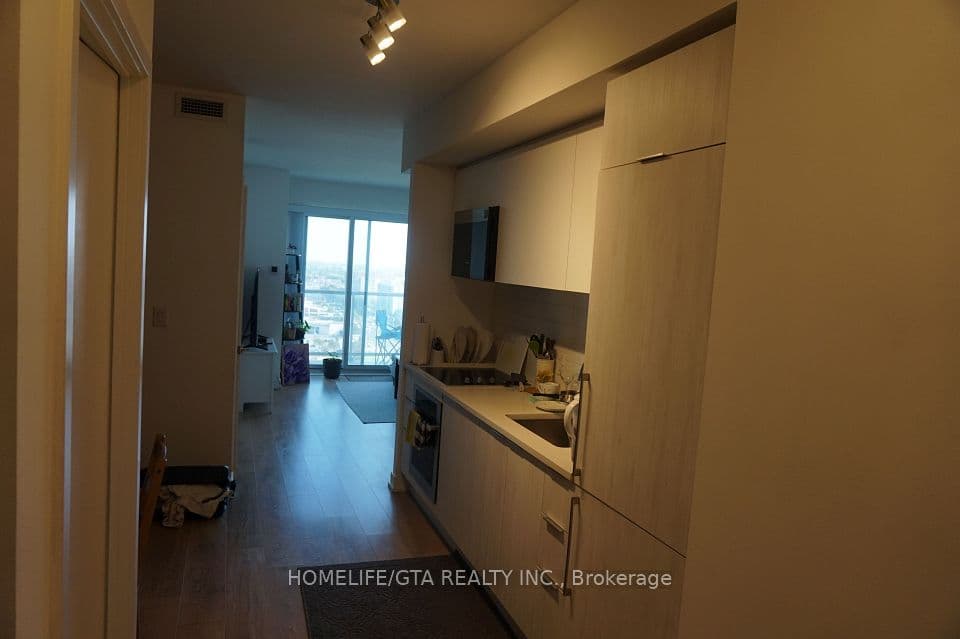 2033 Kennedy Road 2210, Toronto, ON M1T 0B9 – photo 2