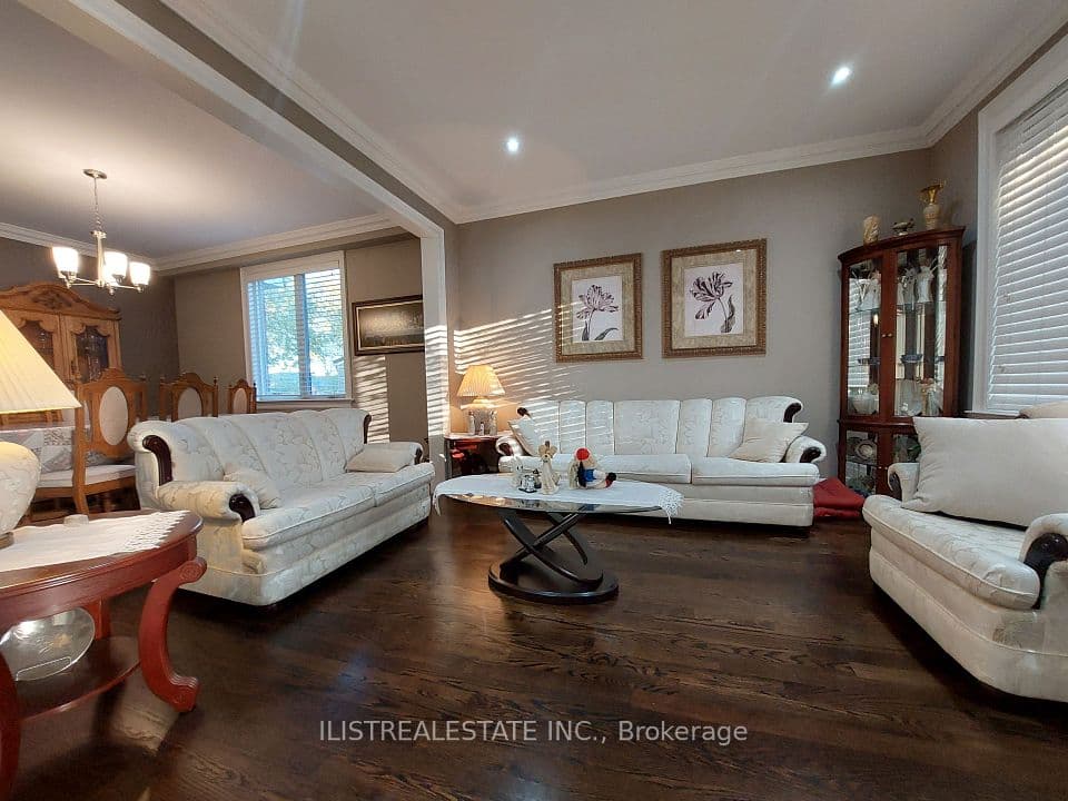 59 Princemere Crescent, Toronto, ON M1R 3X1 – photo 3