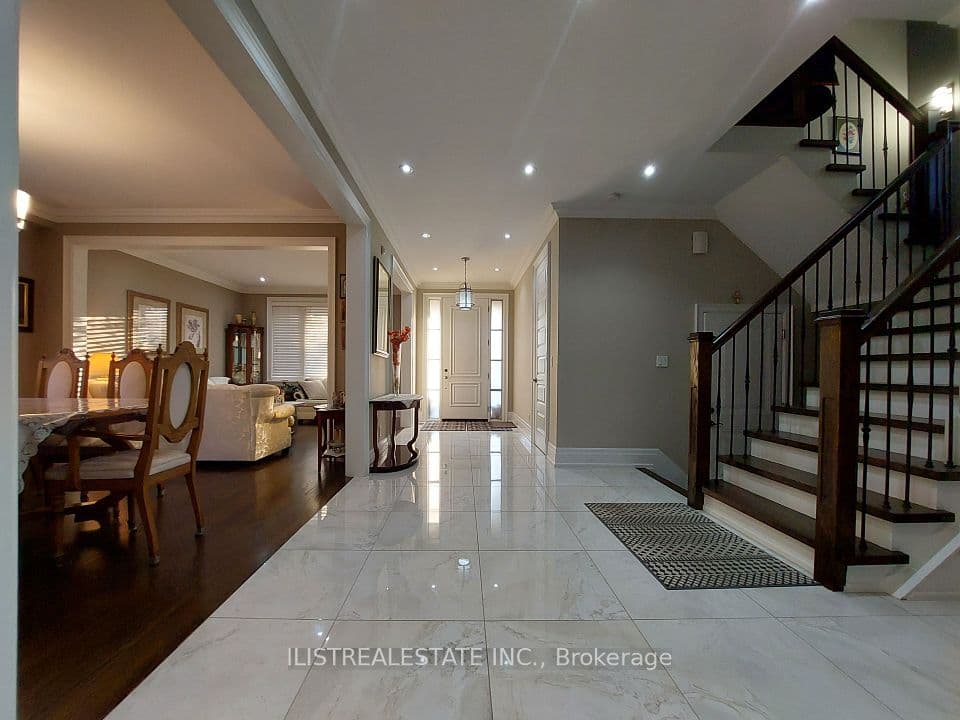 59 Princemere Crescent, Toronto, ON M1R 3X1 – photo 2