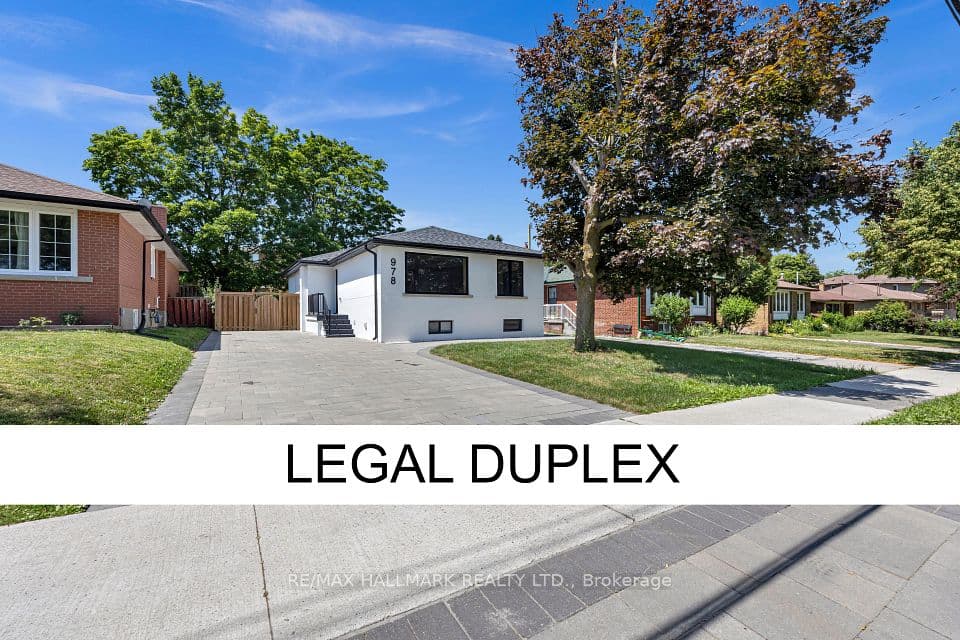978 Midland Avenue, Toronto, ON M1K 4G6 – main photo