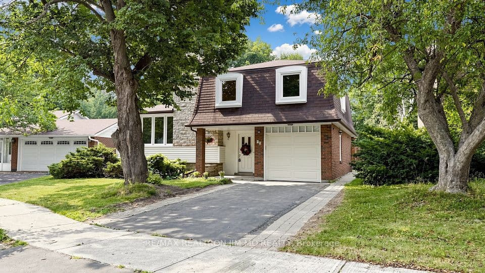 40 Ravencliff Crescent, Toronto, ON M1T 1R8 – main photo
