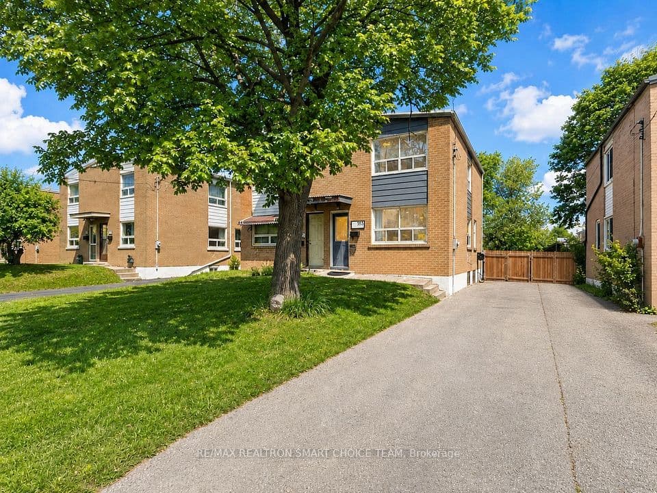 783 Birchmount Road, Toronto, ON M1K 1R7 – main photo