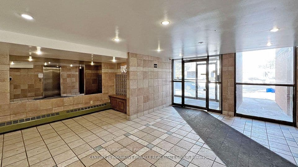 1703 Mccowan Road 115, Toronto, ON M1S 4L1 – photo 3
