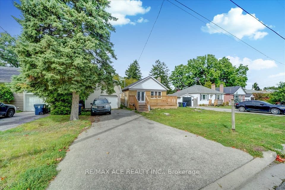 20 Martindale Road, Toronto, ON M1M 2B7 – photo 3