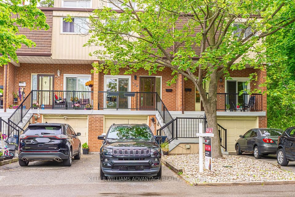 174 Homestead Road, Toronto, ON M1E 3S2 – main photo