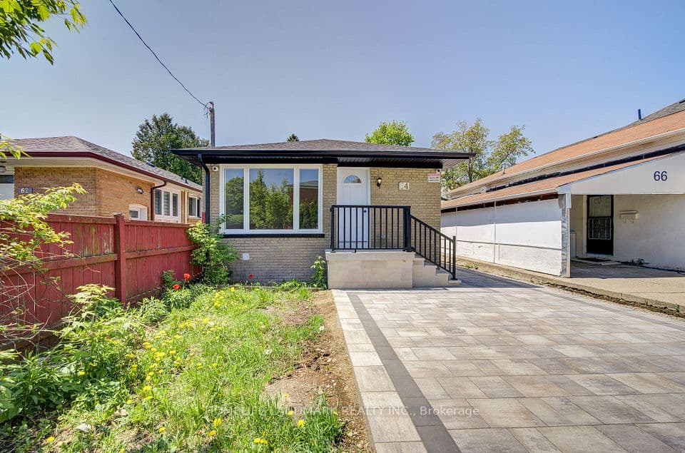 64 Laurel Avenue, Toronto, ON M1K 3J6 – photo 3